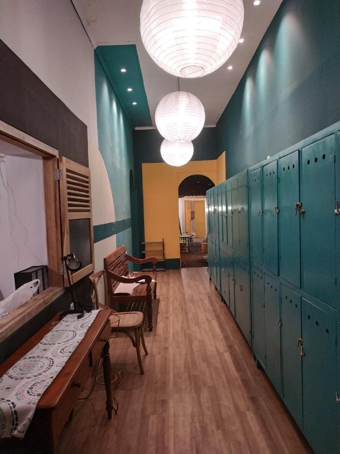 Asrama Wonderloft Jogja *